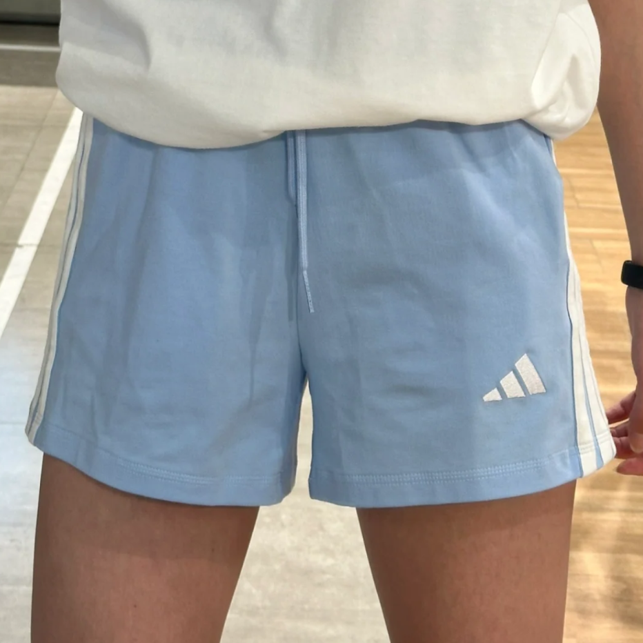 adidas阿迪达斯2025女子秀晶同款针织短裤JD0911