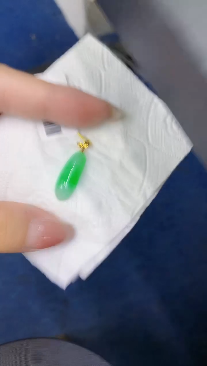 颈饰18K金镶嵌翡翠缅甸天然翡翠a货