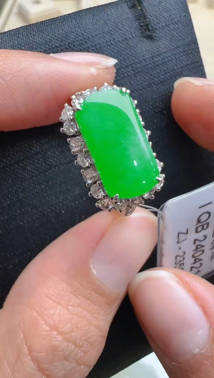 【闪购商品】翡翠戒指18K金镶嵌多样性团购发一件