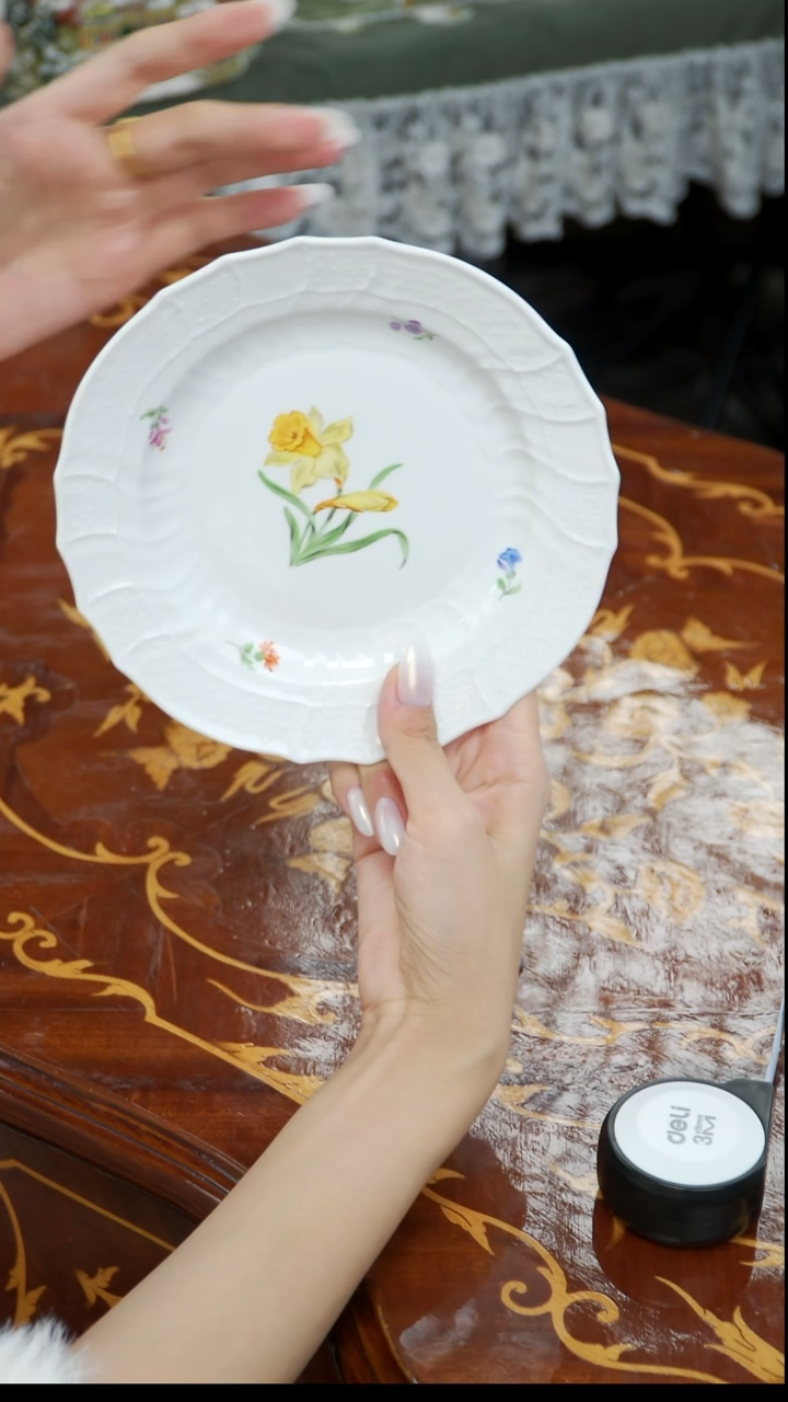 瓷米多家中古瓷器如图所示18