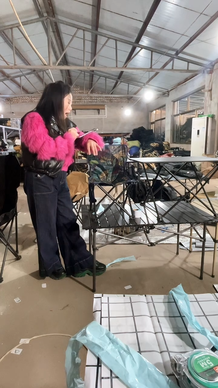 铁小号 折叠靠背 颜色随机