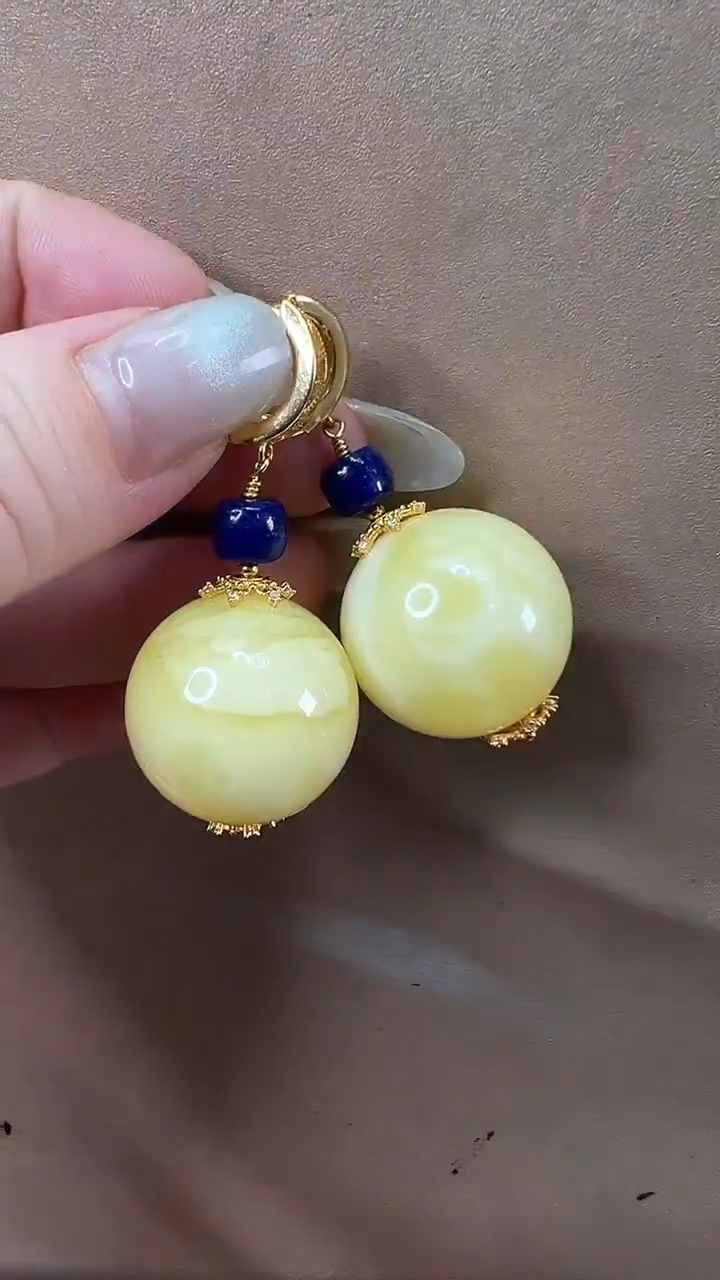 琥珀颈饰未镶嵌耳环