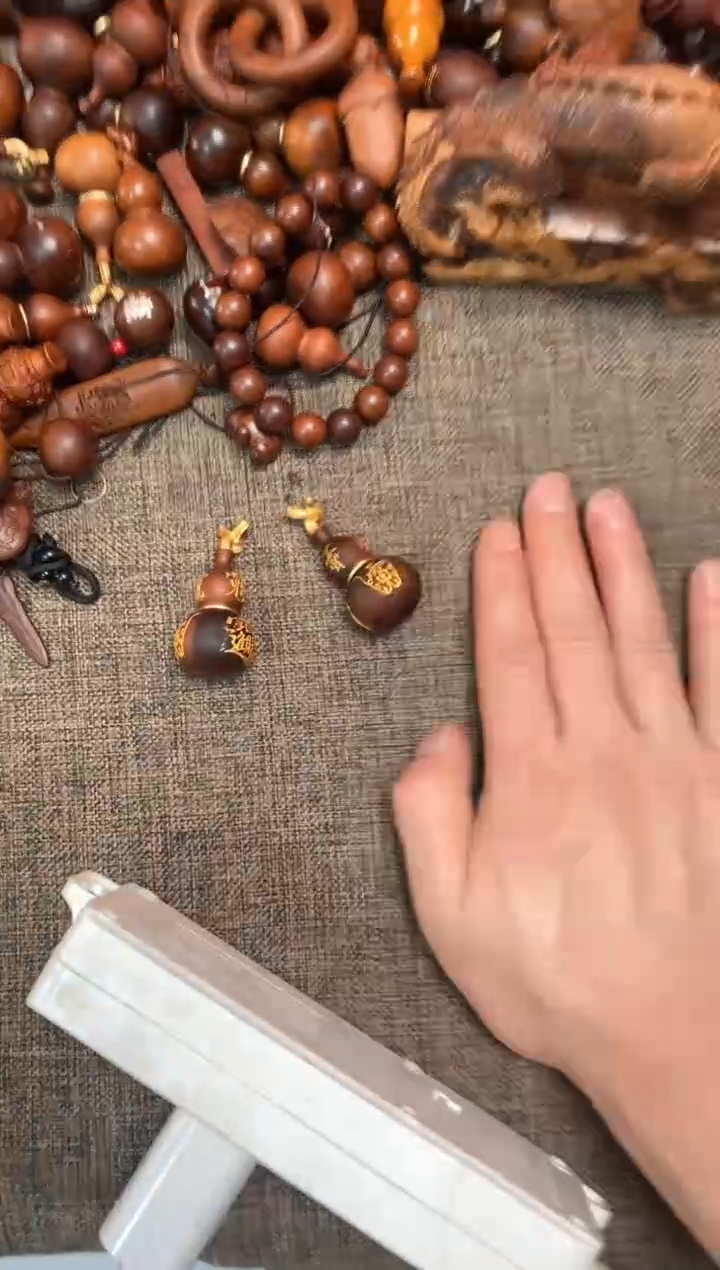 【闪购商品】木枣木微瑕龙头开口葫芦描金3个