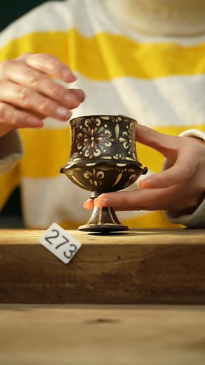 【闪购商品】瓷片新品！设计师款手绘/咖啡杯 听歌