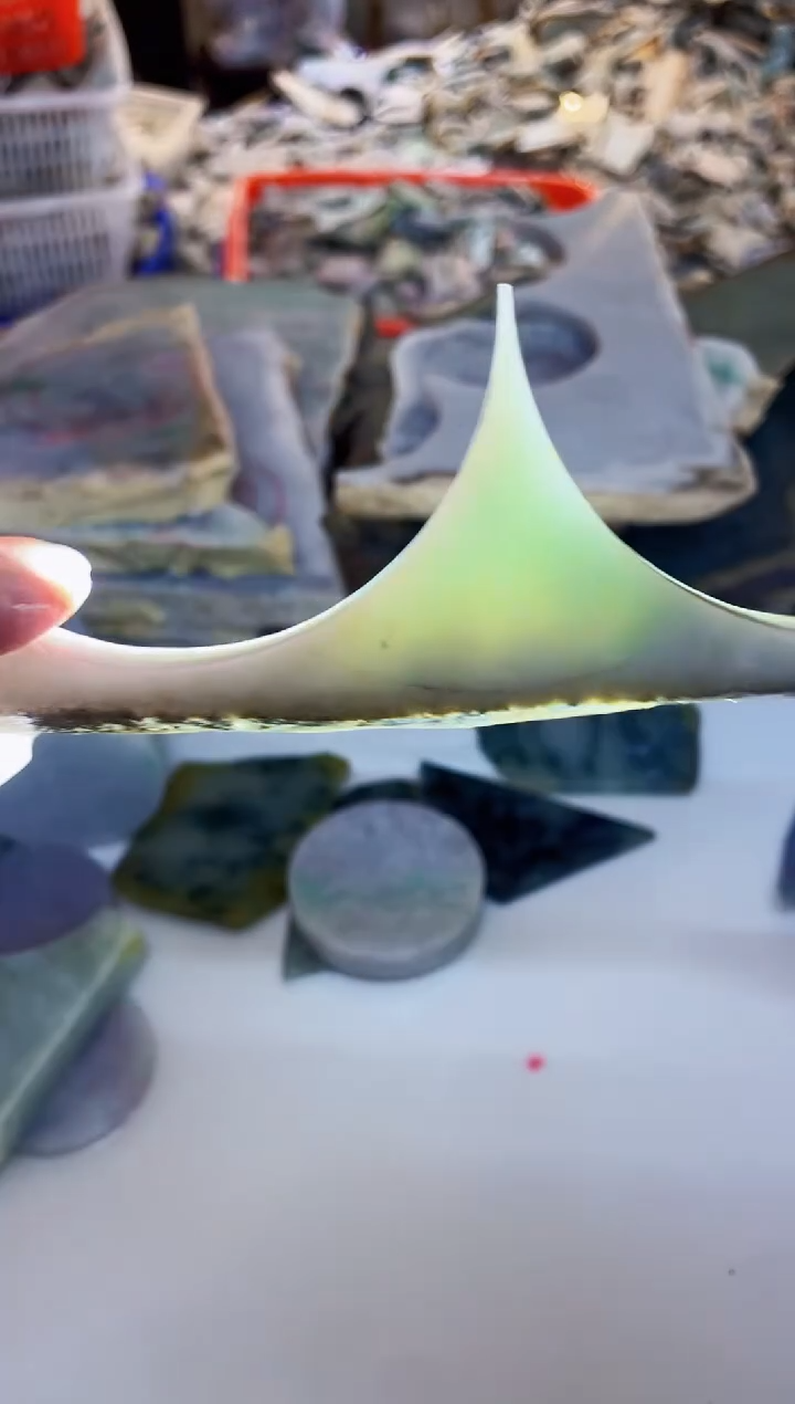 【闪购商品】翡翠颈饰未镶嵌0东0翡翠珠宝695