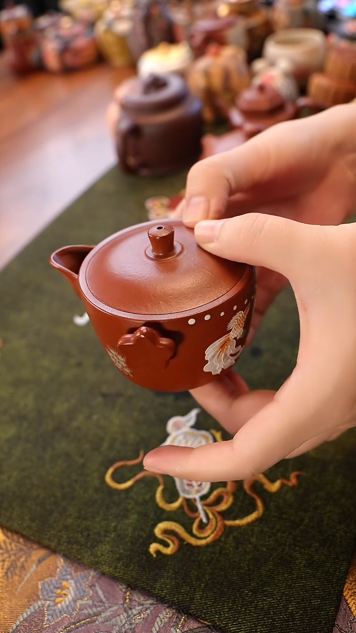 茶壶紫砂锦鲤手抓