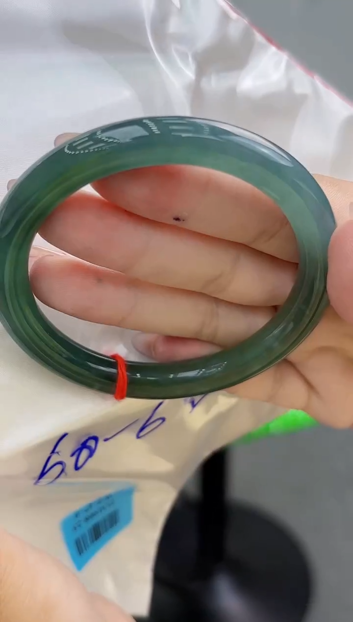 【闪购商品】翡翠手镯未镶嵌翡翠手镯