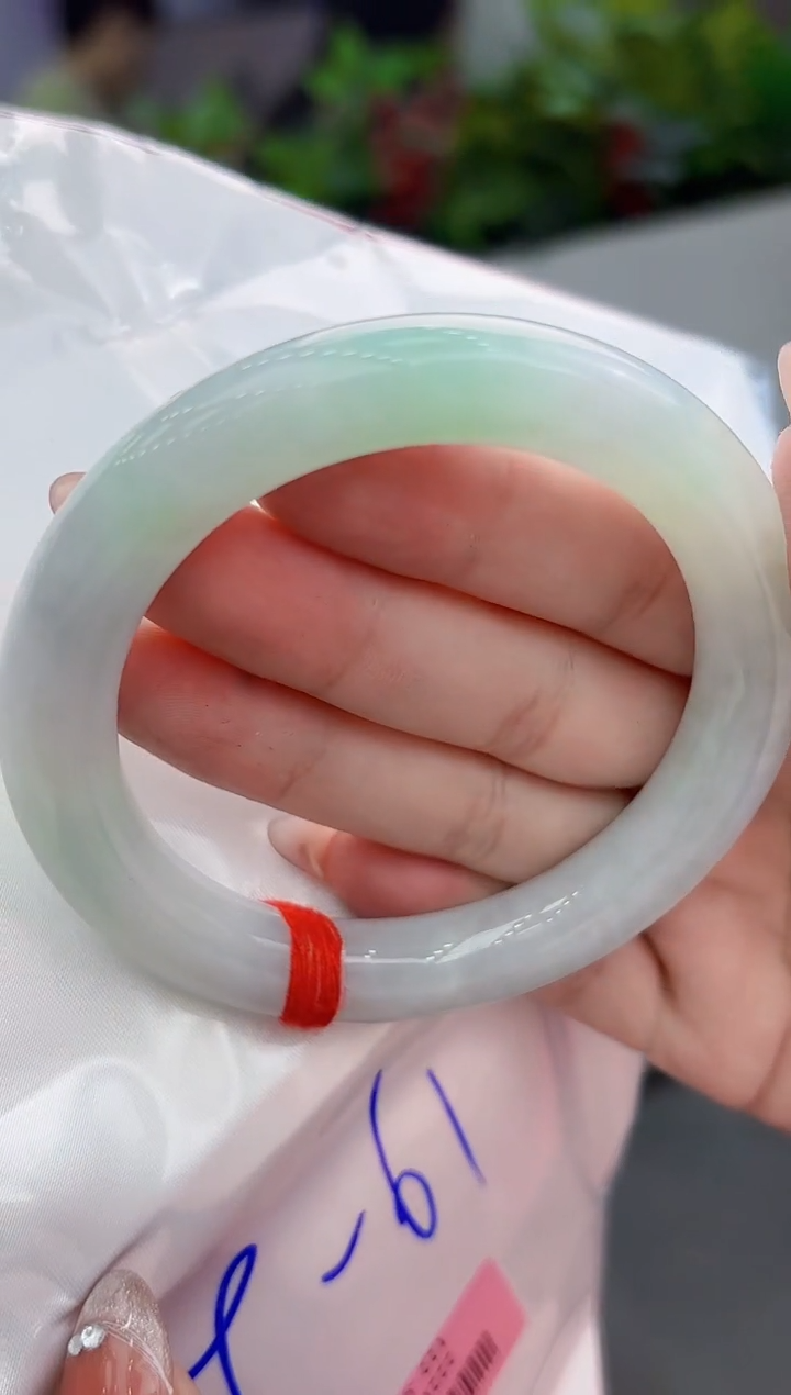 【闪购商品】翡翠手镯未镶嵌翡翠手镯