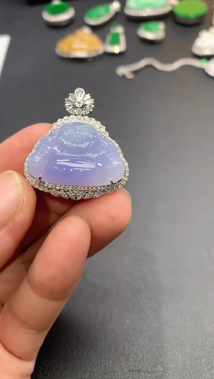 【闪购商品】翡翠颈饰18K金镶嵌佛