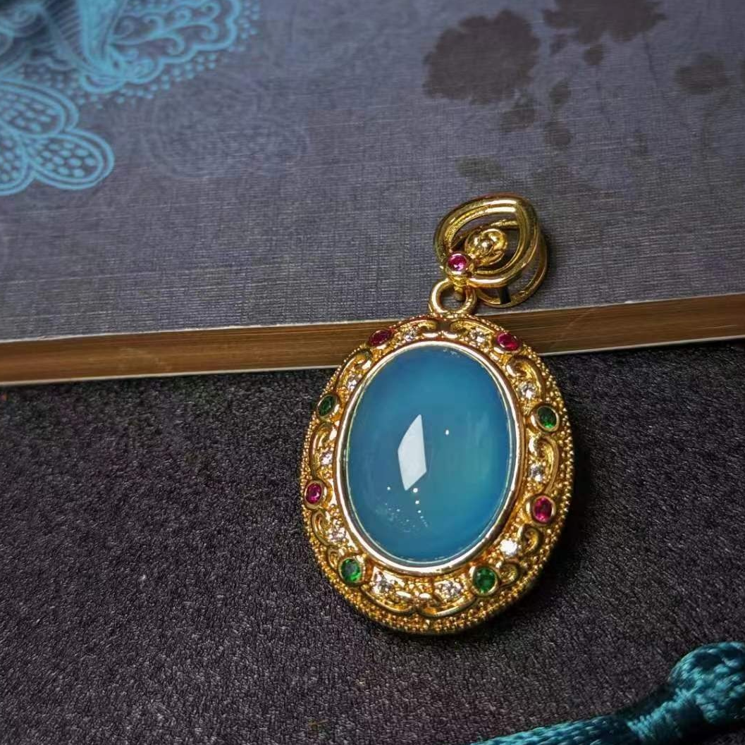 ST6769【任会长珠宝】谜尔蓝冰查石蓝玛瑙蛋面吊坠-配链-送礼佳品