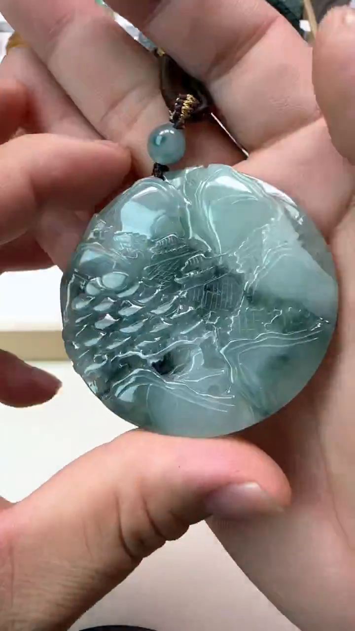 吊坠(不含链)未镶嵌翡翠天然缅甸A货翡翠（山水牌）