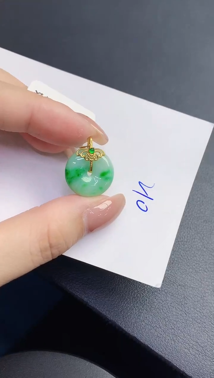 【闪购商品】翡翠颈饰18K金镶嵌0000000000