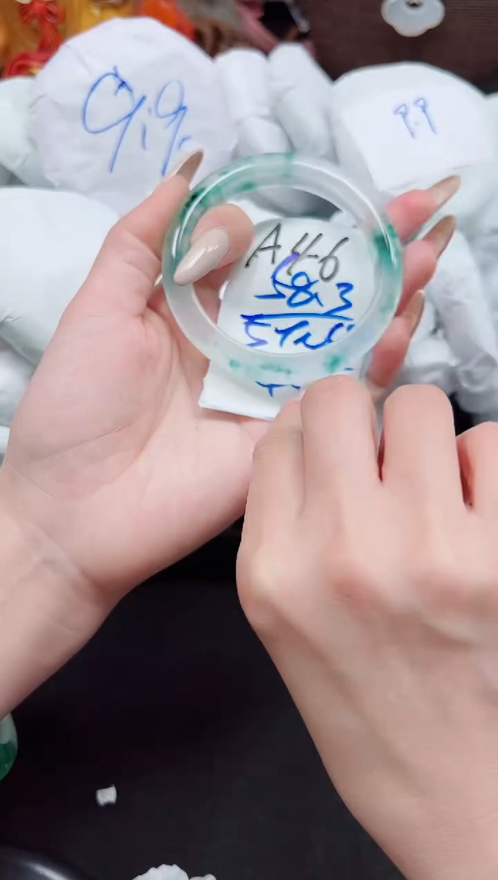 未镶嵌手镯石英质玉58圈口编号：A46