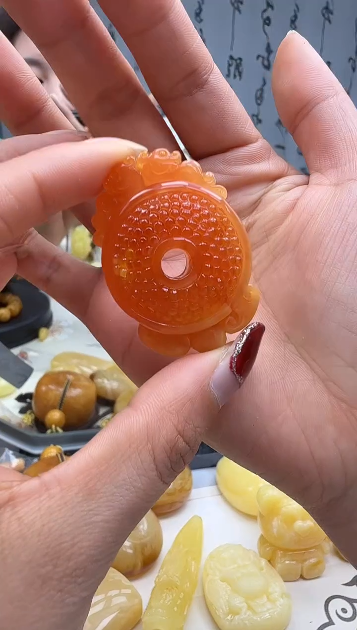 未镶嵌琥珀裸石挂坠