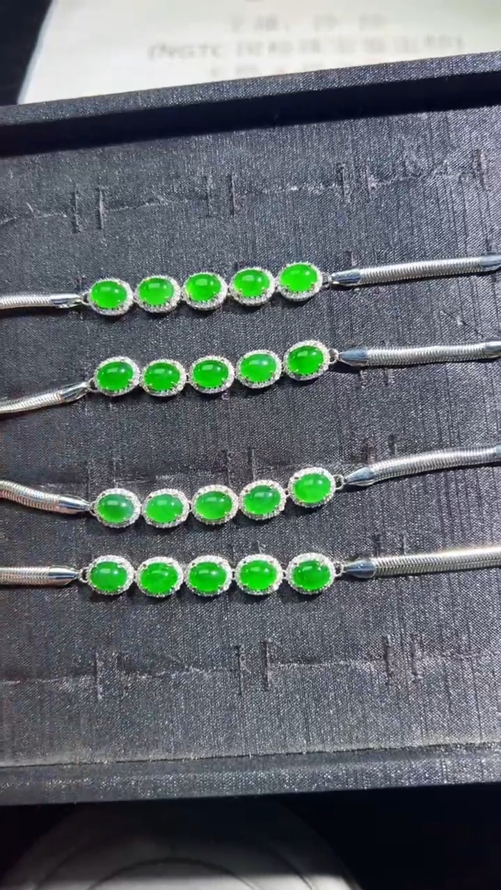 【闪购商品】定制翡翠未镶嵌手链商品多样性发货1