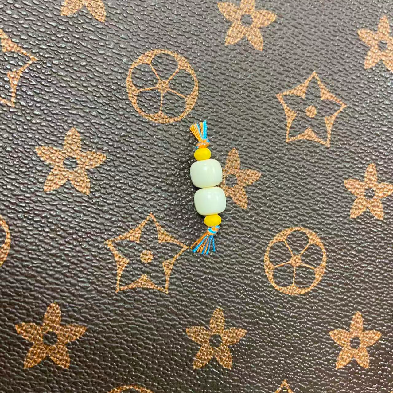 DZ0016文玩猛犸牙单珠单圈改价