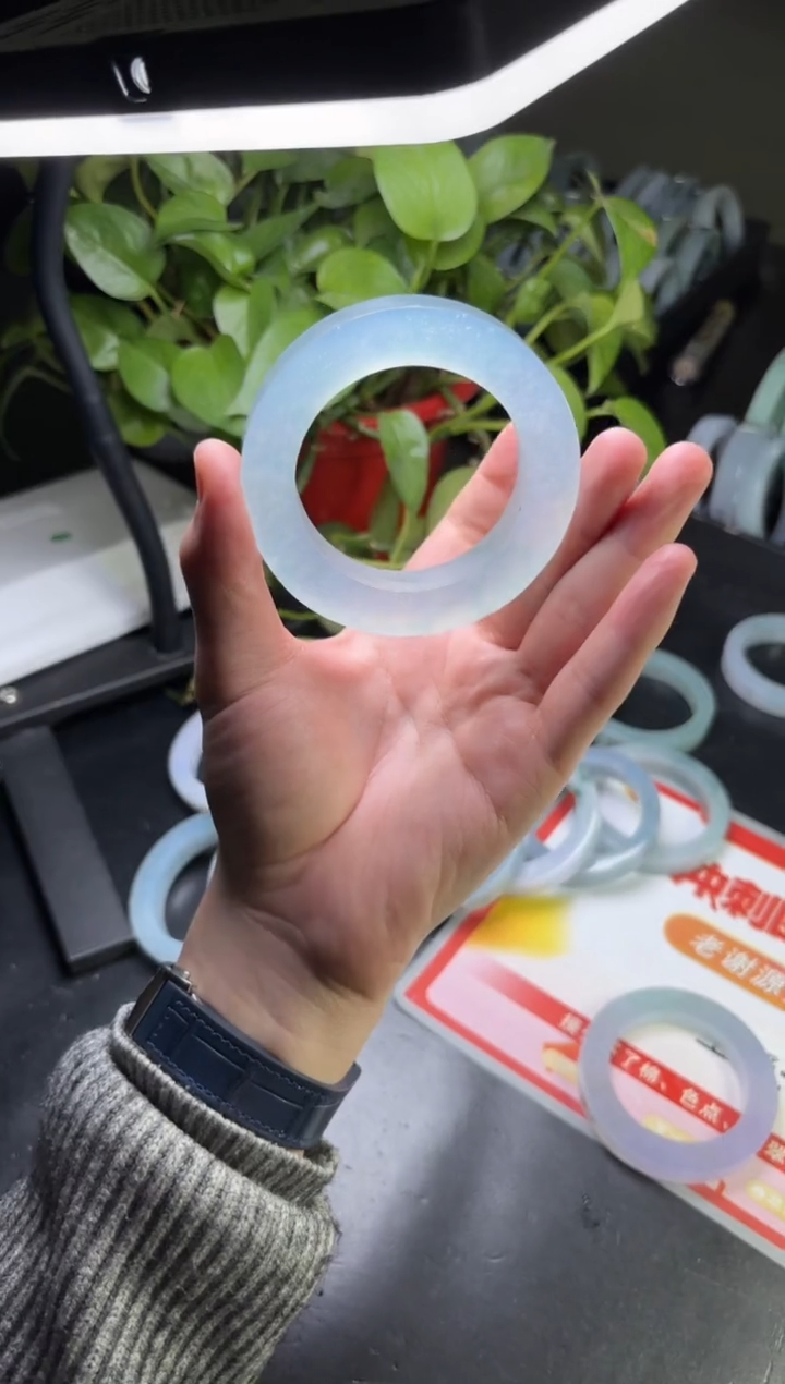 【闪购商品】定制翡翠定制手镯不退不换未镶嵌定制手镯不退不换