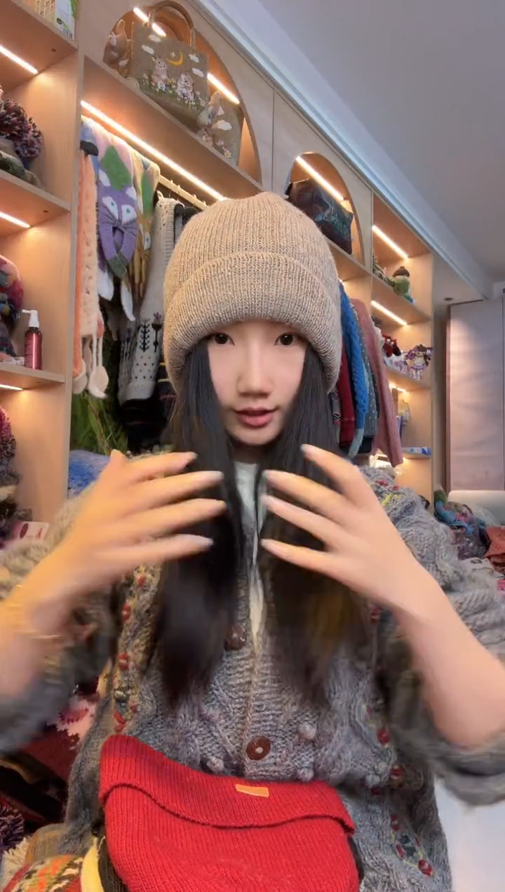 羊毛纯色咖色冷帽