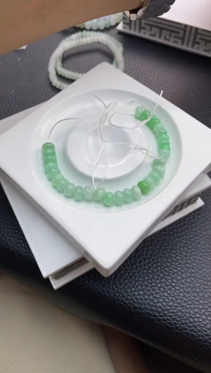 翡翠散珠8天然A货翡翠散珠多样性发10颗