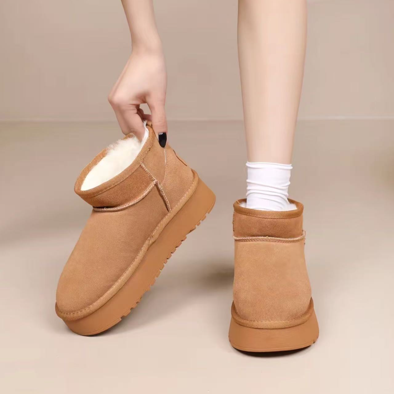 2025雪地靴冬季新款套筒加厚时尚耐运动棉靴YB861