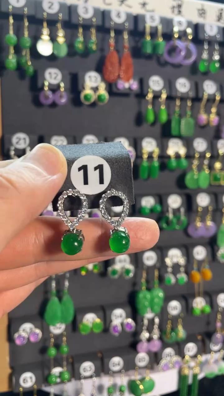 【闪购商品】翡翠颈饰银S925镶嵌11....