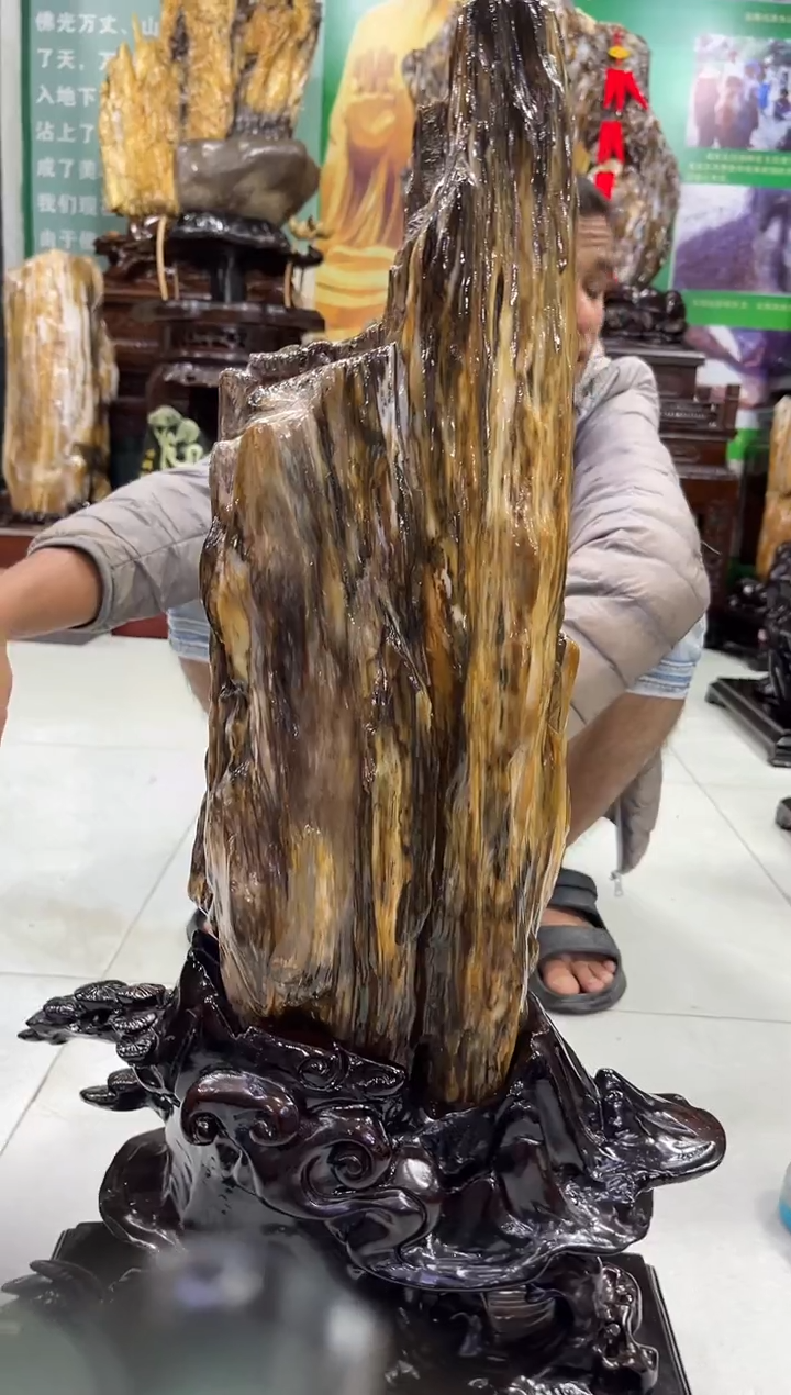 缅甸天然树化玉精品居家摆件