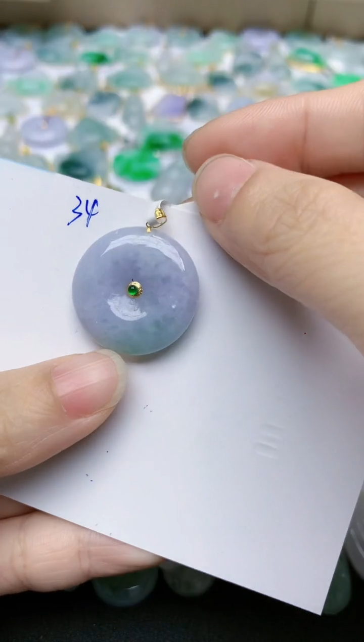 【闪购商品】翡翠颈饰18K金镶嵌天然翡翠A货    