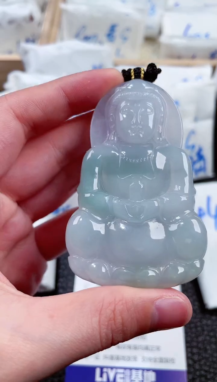 【闪购商品】翡翠颈饰未镶嵌00010741