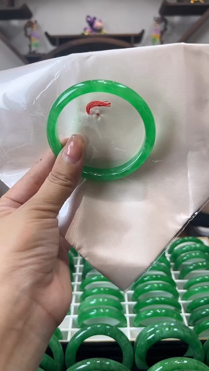 【闪购商品】砖雕闪64 圈口60 独货手镯