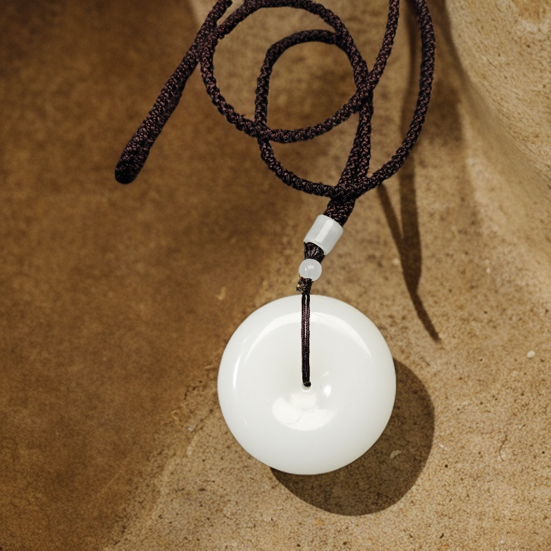 一级白平安扣挂件