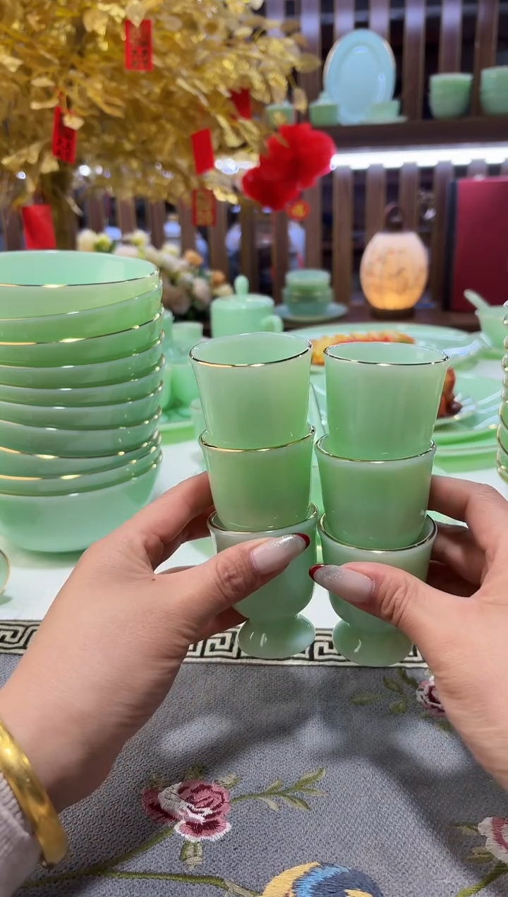 玉瓷高足酒杯6只酒具