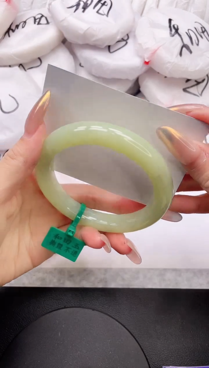 【闪购商品】和田玉手镯未镶嵌11K314-62