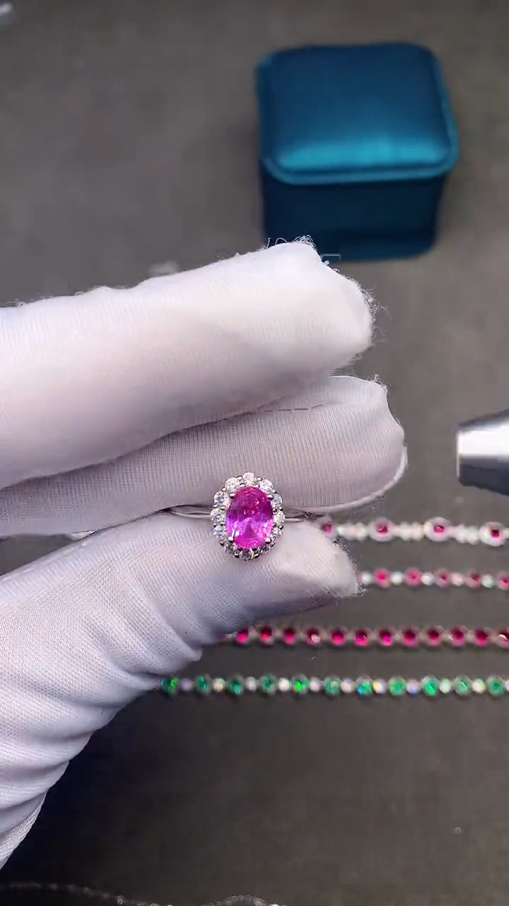 【闪购商品】彩色蓝宝石戒指银S925镶嵌······