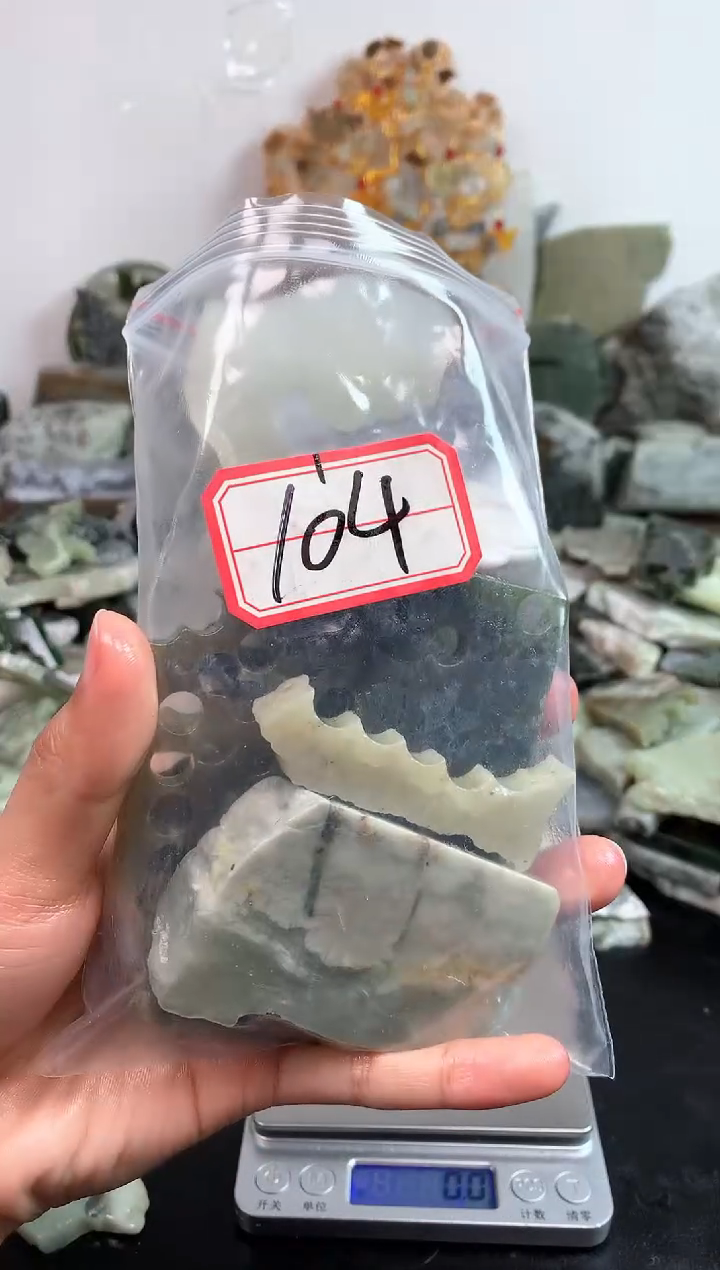 未镶嵌和田玉摆件104