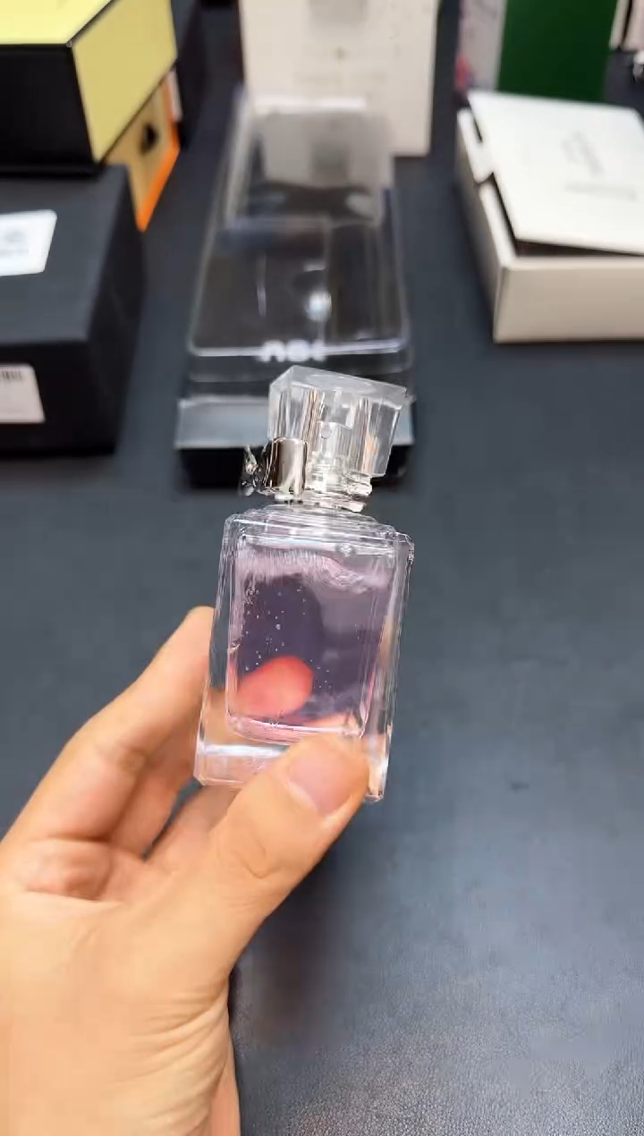 瓷片全新正品一件不留@@WE644