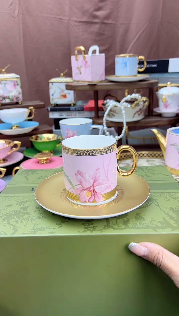 【闪购商品】自然写生粉金咖啡杯碟礼盒装