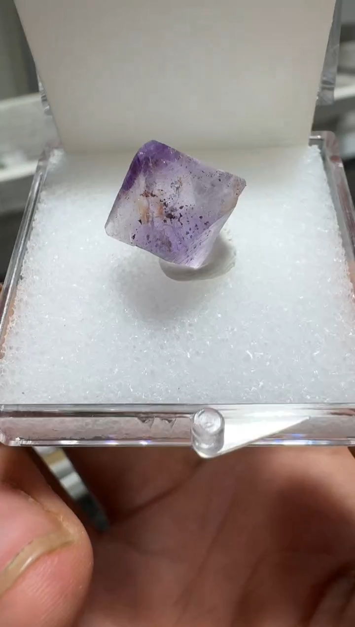 月下珠宝严选矿物