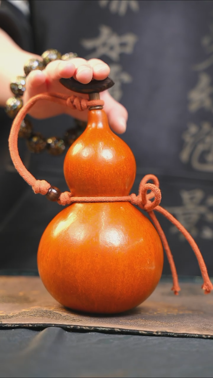 【闪购商品】YI101大漆酒葫芦不包手串及旋转底座