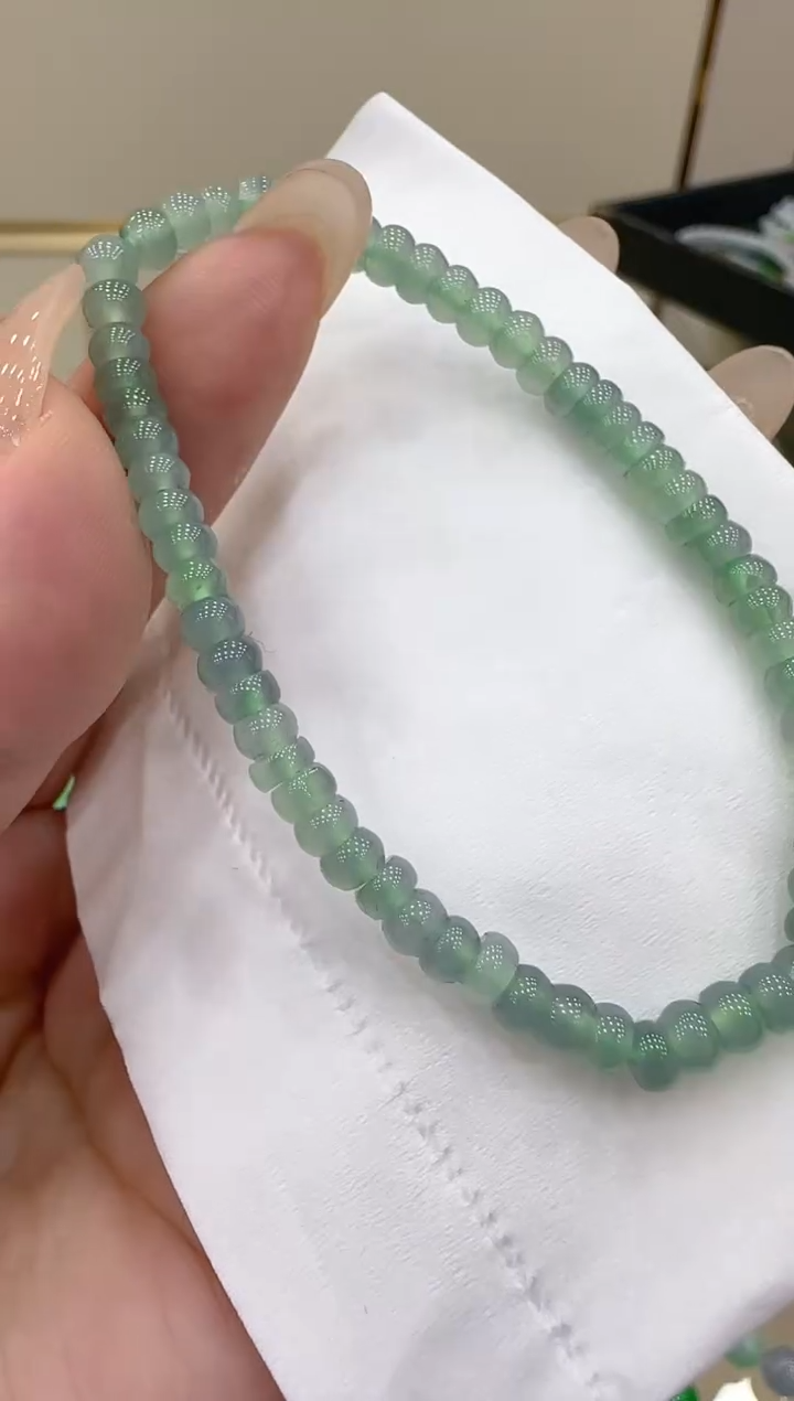 【闪购商品】翡翠手串未镶嵌团购多样性发一件