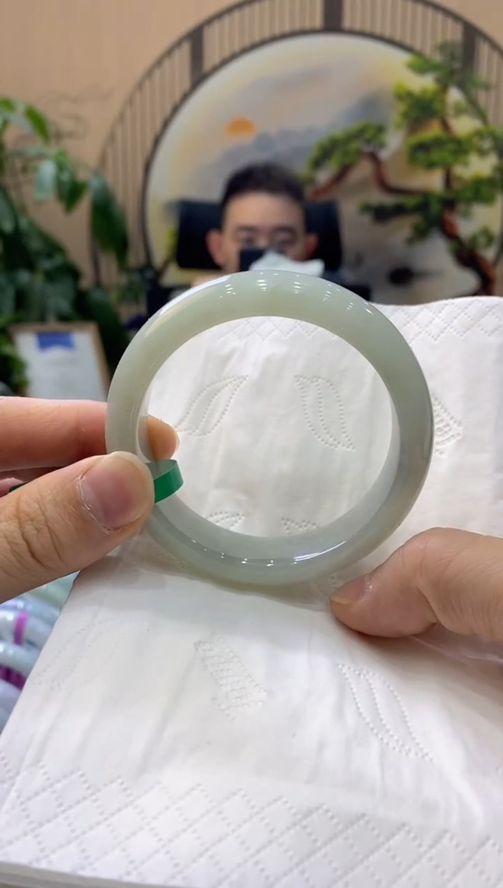 【闪购商品】翡翠手镯未镶嵌000009153