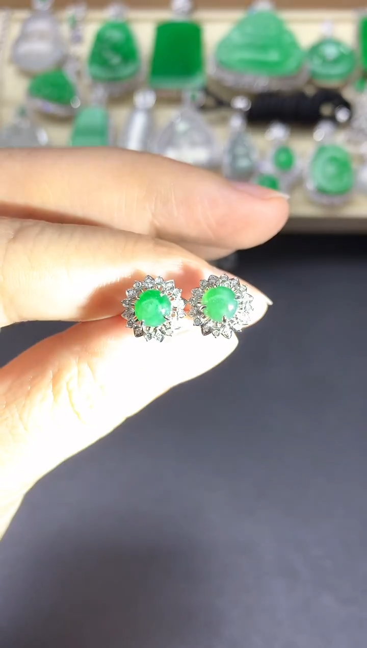 颈饰18K金镶嵌翡翠318-中国好珍宝