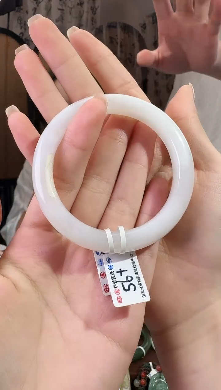 和田玉手镯未镶嵌手镯（拍下备注圈口）