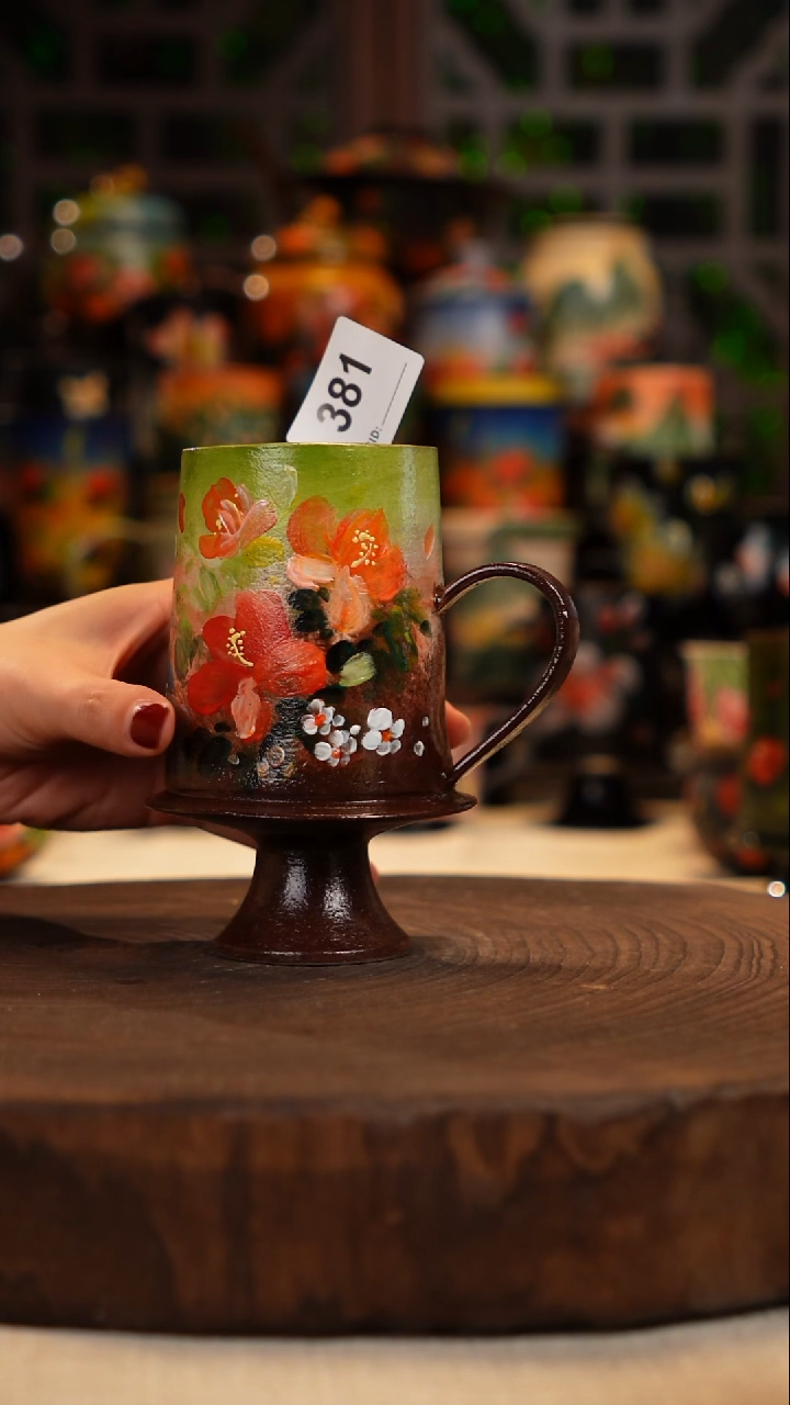 手绘油画  釉下彩  杯子381
