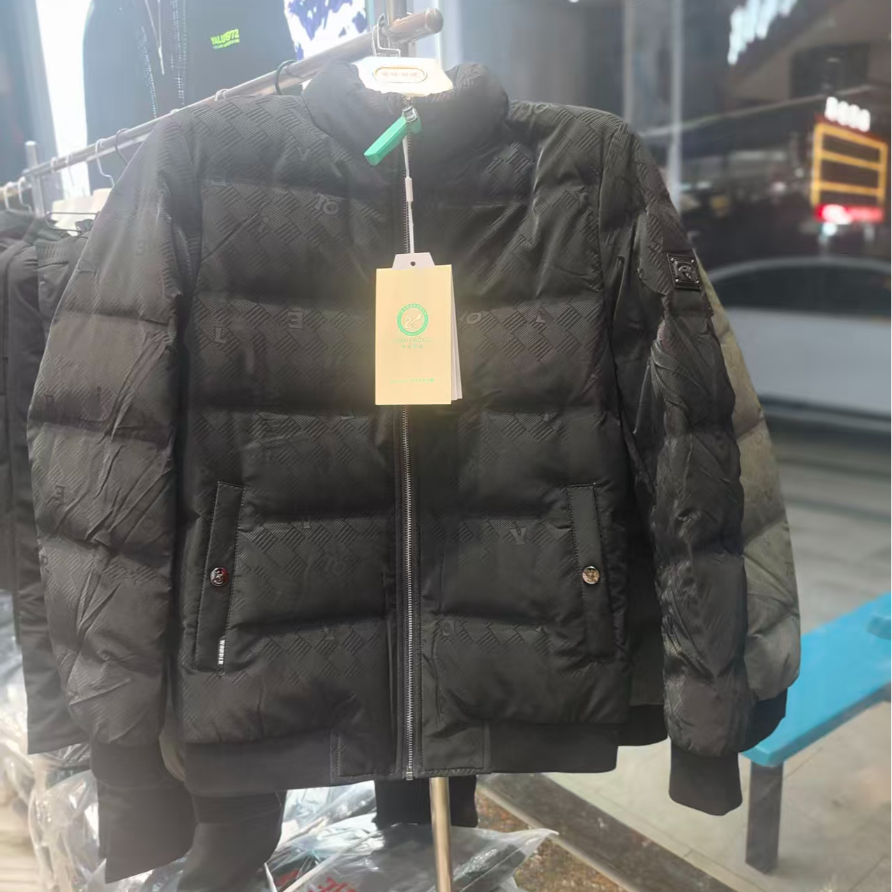 男士冬季保暖加厚羽绒外套 荷城羽绒