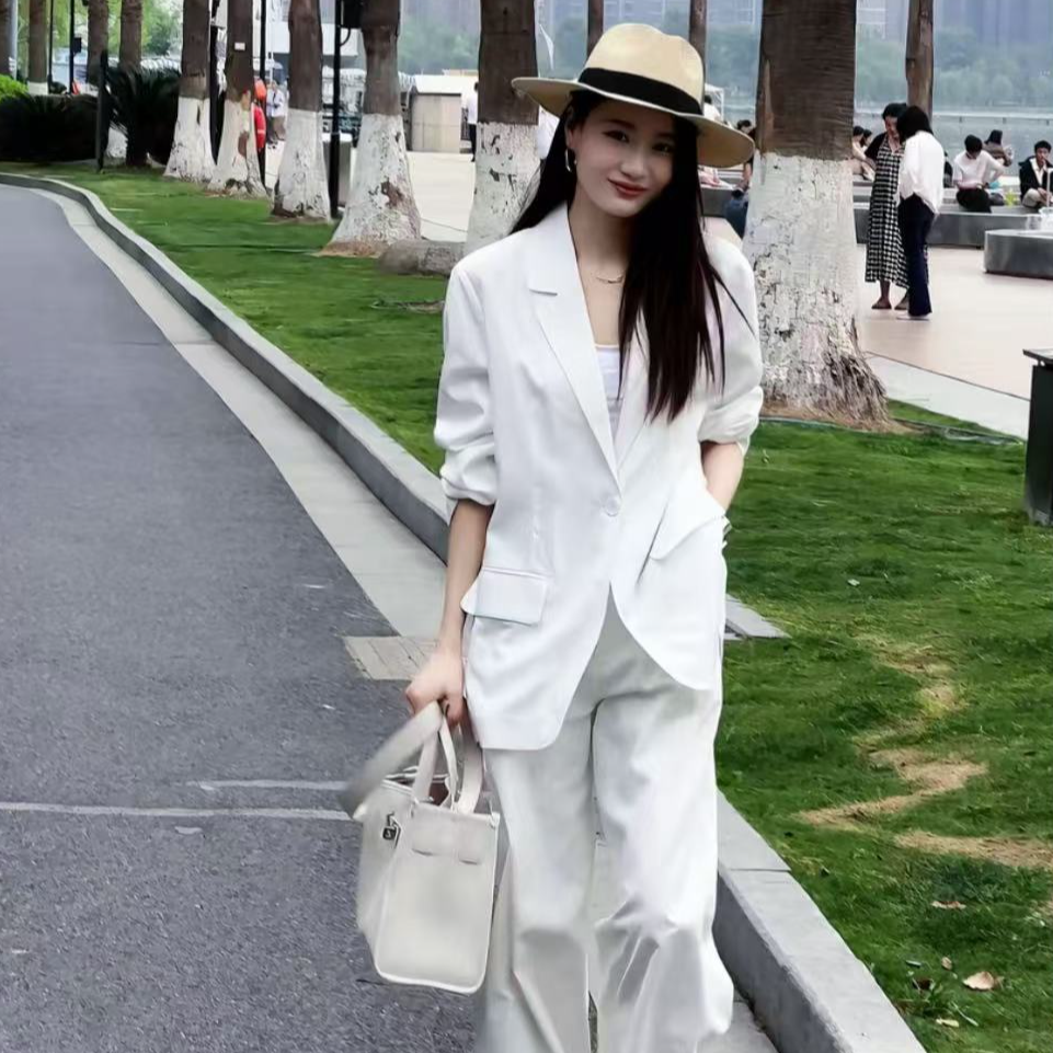 清 高品质时尚百搭西装外套5CWDD9340