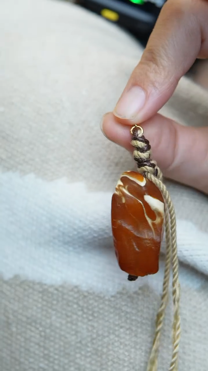 【闪购商品】蜜蜡裸石未镶嵌原石