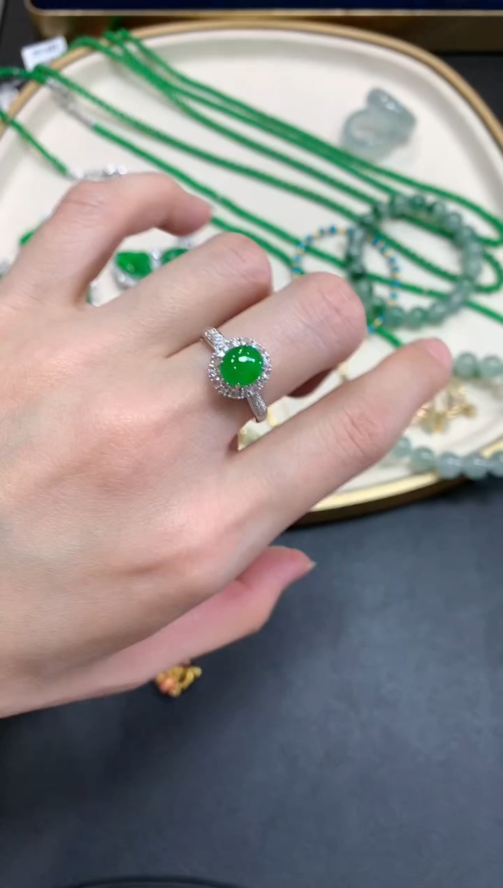 【闪购商品】翡翠戒指18K金镶嵌W422|18000