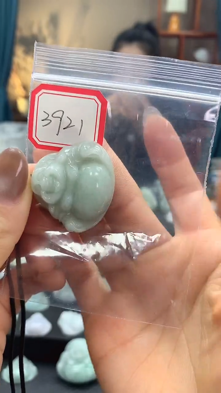 颈饰未镶嵌翡翠佛公3921