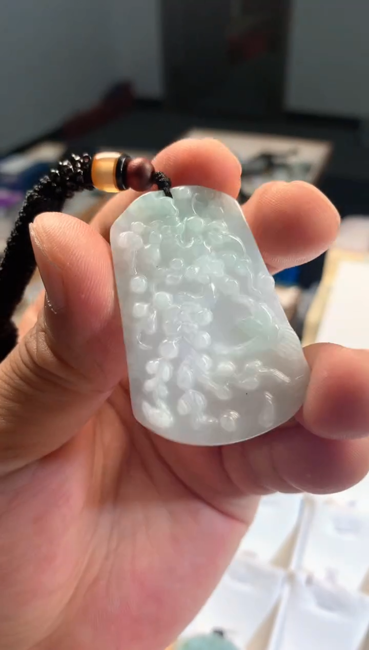 【闪购商品】翡翠颈饰未镶嵌02/15/225