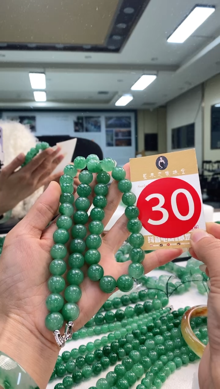 颈饰合金石英质玉快**人项链+30